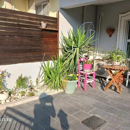 Kelly'shouse * Kavala